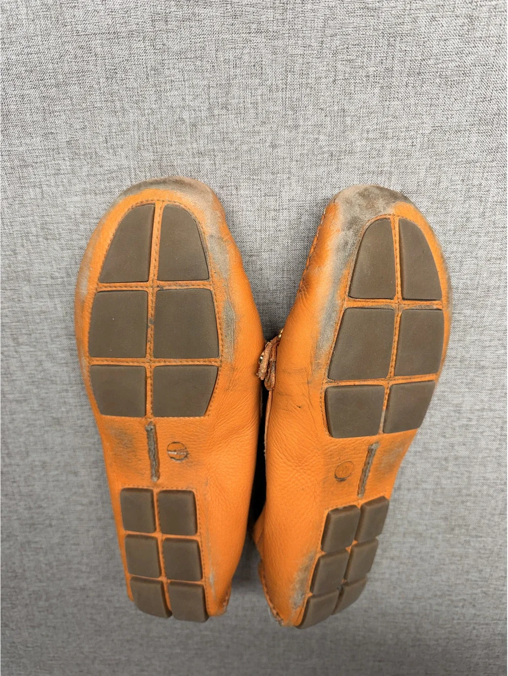 Tory Burch Orange Leather Driving Loafers Moccasins Logo Hardware Women’s 9